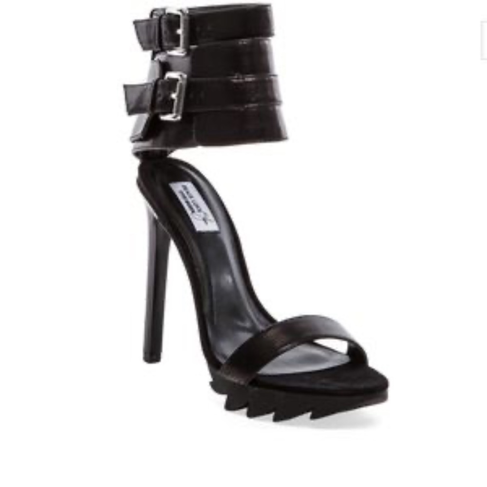 Steve Madden Black Heels